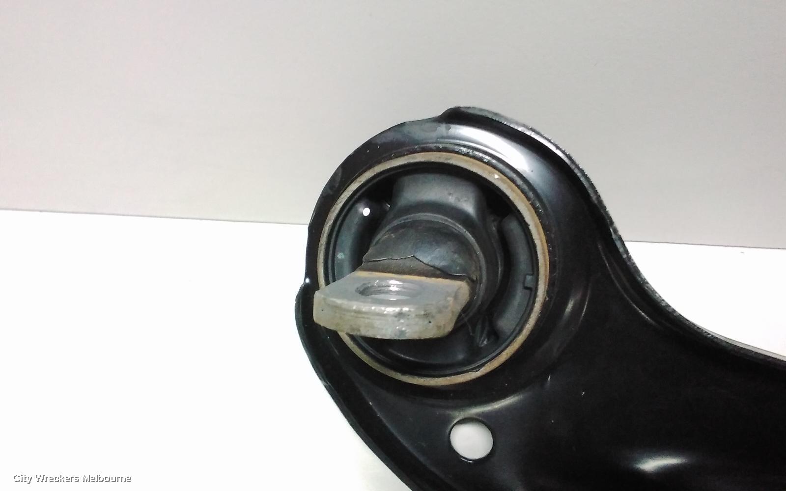 HONDA CIVIC RIGHT REAR TRAILING ARM, TRAILING ARM, 1.8, VTI/VTI-S, 10TH GEN, 05/2016 ONWARDS - Image 2
