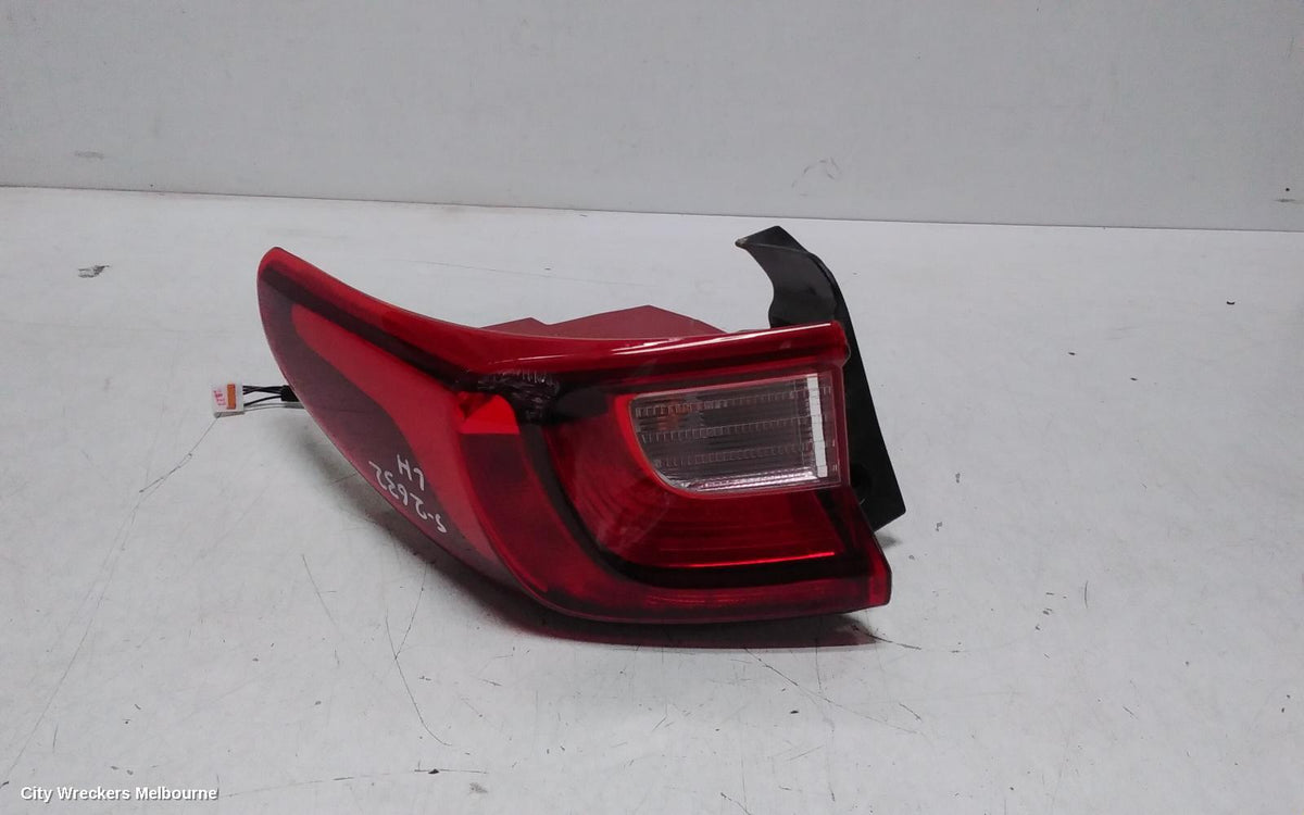 KIA STONIC LEFT TAILLIGHT, YB, IN BODY, NON LED TYPE, 08/2020 ONWARDS - Image 1