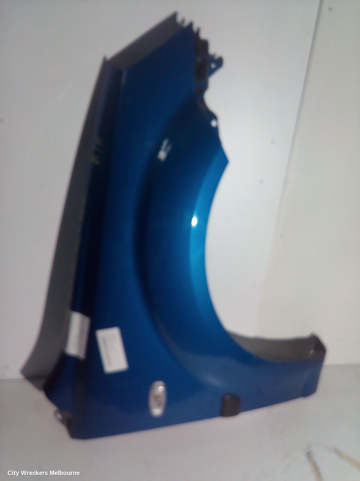 KIA RIO RIGHT GUARD, JB, SUIT W/ INDICATOR TYPE, 08/2005 - 07/2011 - Image 1