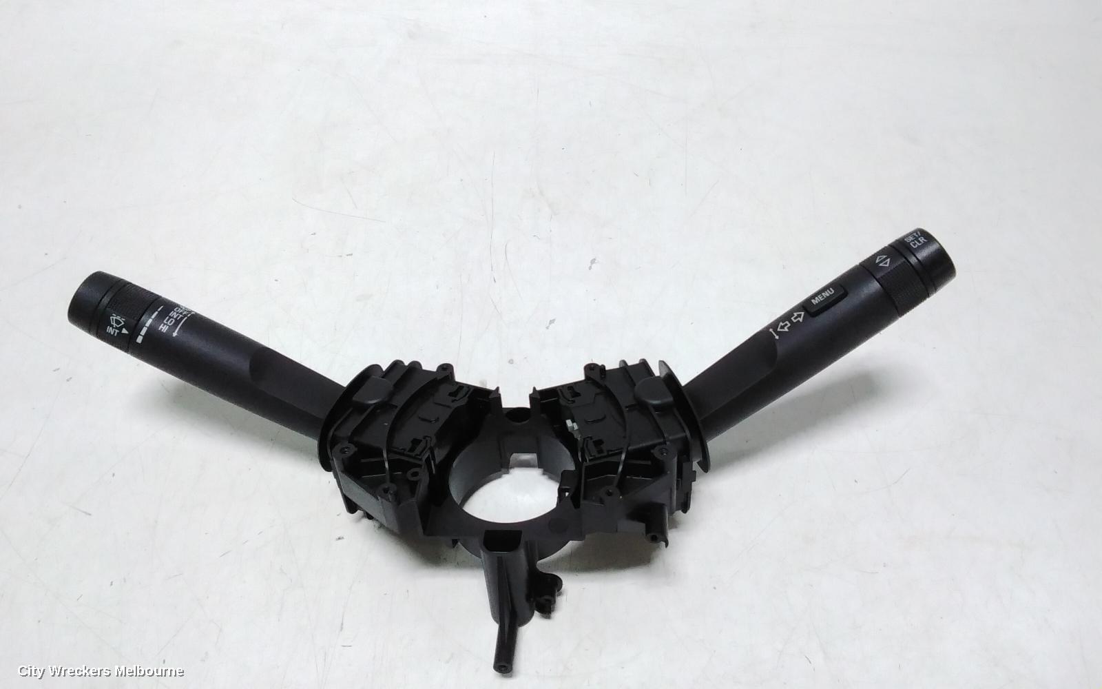 HOLDEN COMMODORE COMBINATION SWITCH, FLASHER SWITCH, VF, 05/2013 - 12/2017 - Image 1