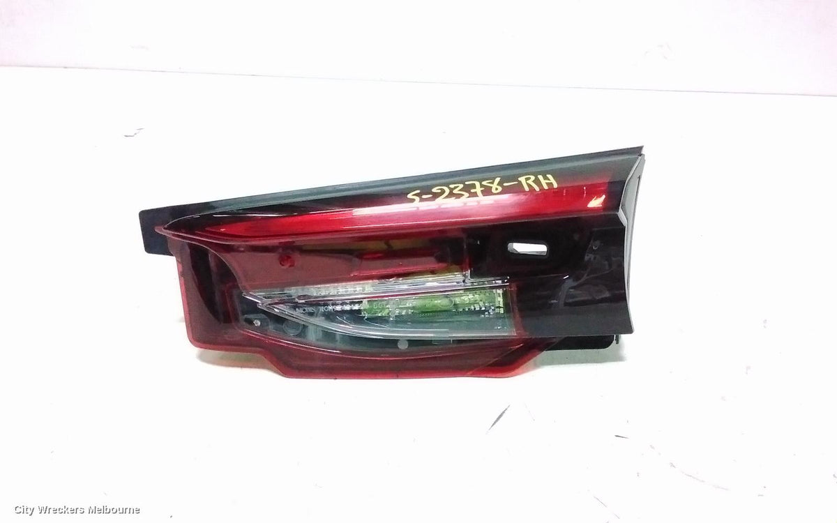 MAZDA CX8 REAR GARNISH, TAILGATE LAMP (RH SIDE), KG, 05/2018 - 10/2022 - Image 1