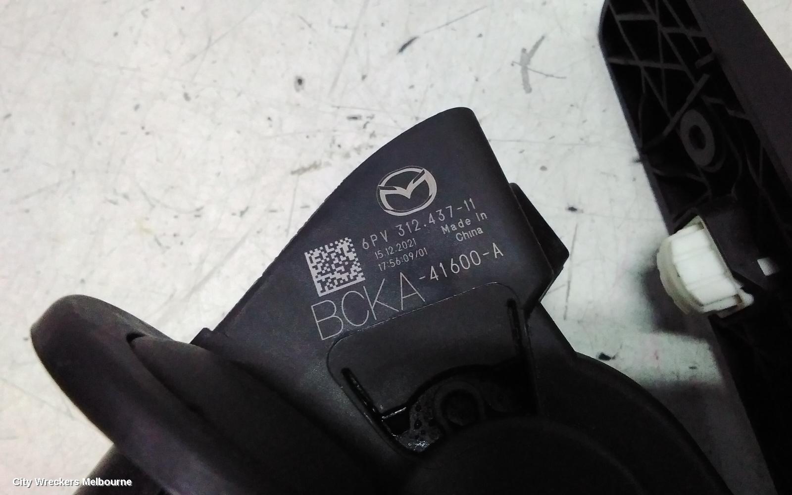 MAZDA CX30 PEDAL ASSEMBLY, DM, ACCELERATOR PEDAL, AUTO T/M, 10/2019 ONWARDS - Image 3
