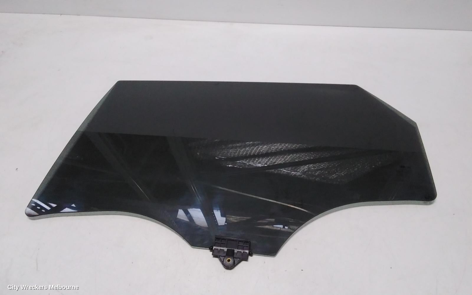 HYUNDAI TUCSON LEFT REAR DOOR WINDOW, NX4, 02/2021 ONWARDS - Image 2