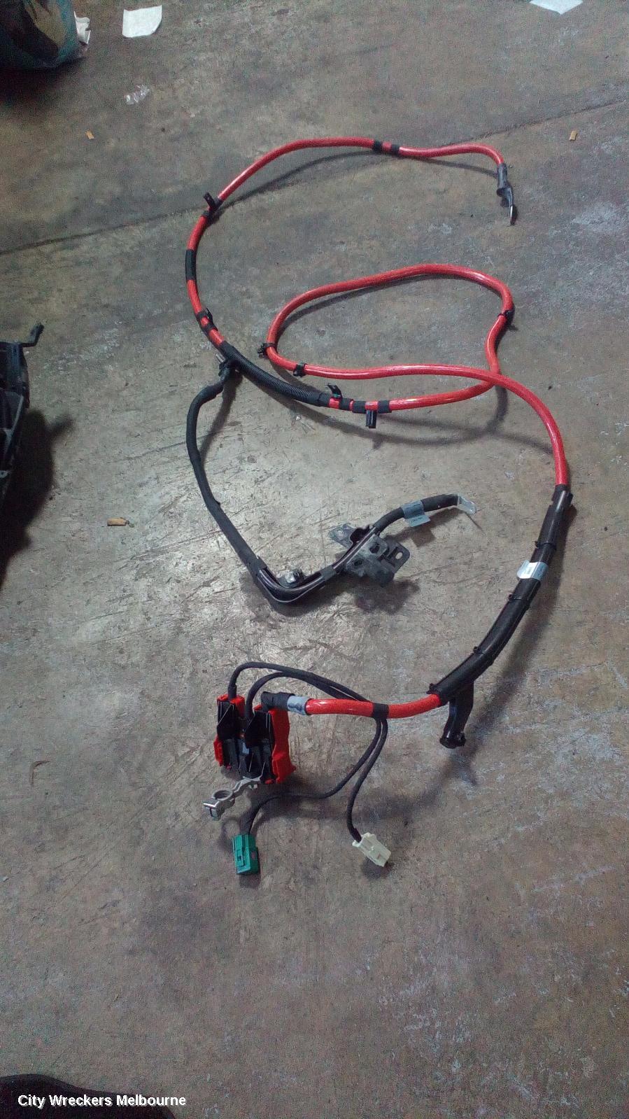HOLDEN COMMODORE BATTERY TERMINAL, VF, 05/2013 - 12/2017 - Image 1