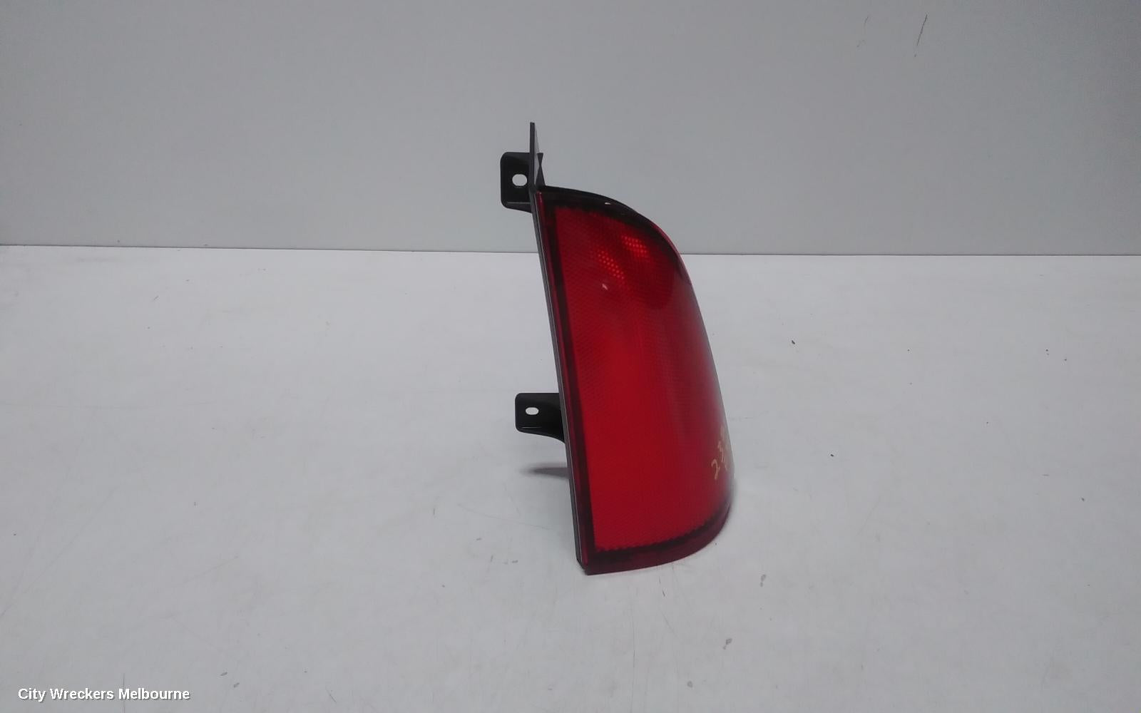 MERCEDES VITO RIGHT TAILLIGHT, UPPER TAILGATE, 639, 04/2004 - 02/2015 - Image 1