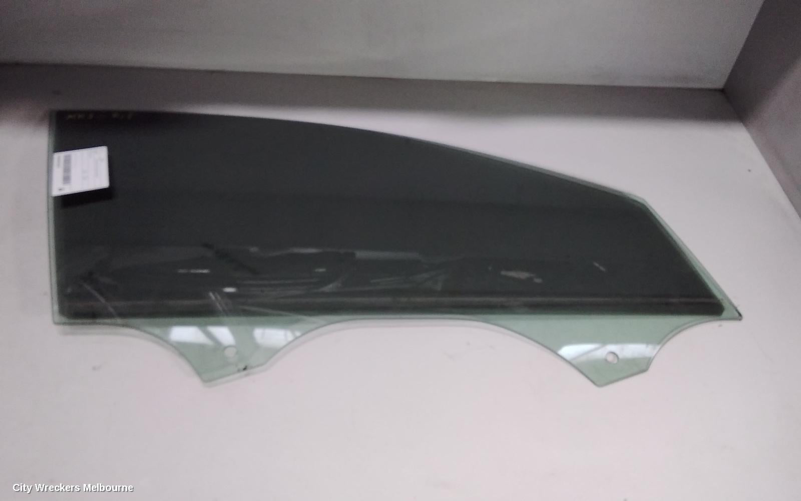 VOLKSWAGEN GOLF RIGHT FRONT DOOR WINDOW, GEN 7, 5DR HATCH/WAGON, 12/2012 - 08/2020 - Image 1