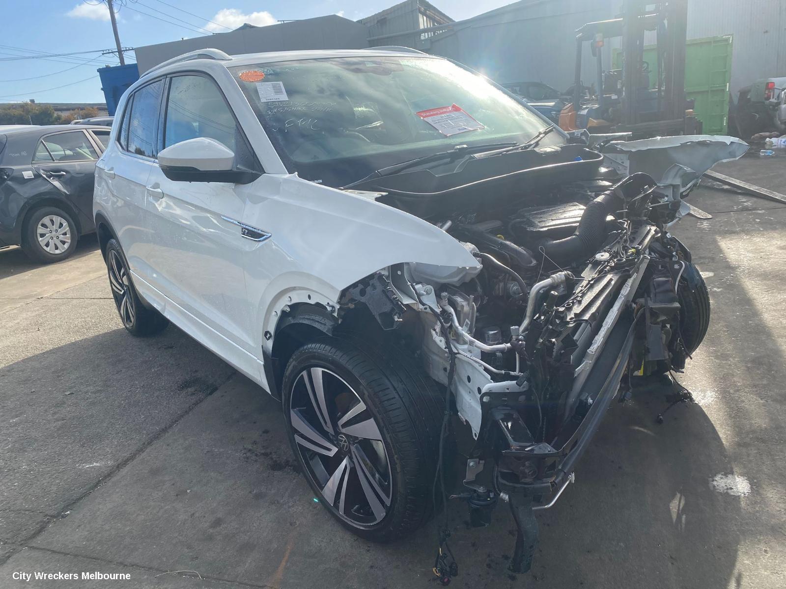 VOLKSWAGEN T-CROSS LEFT FRONT DOOR, C1, 01/2020 ONWARDS - Image 3