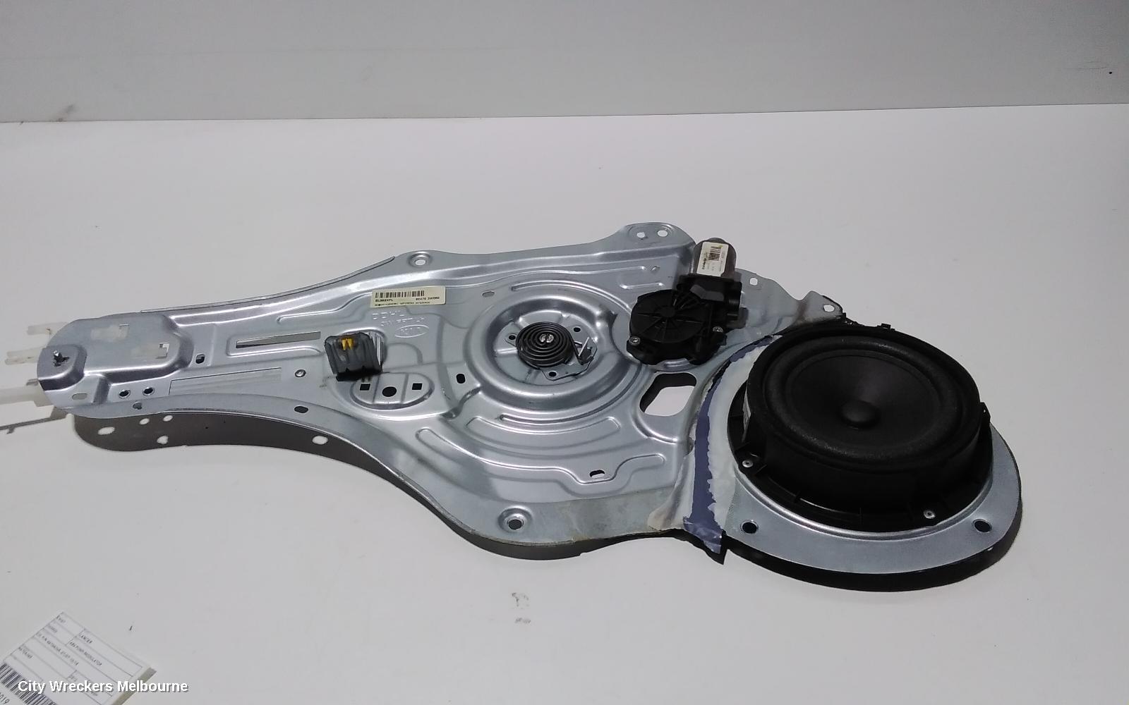 KIA SPORTAGE LEFT FRONT WINDOW REG/MOTOR, SL, DOOR REG & MOTOR ASSY, 05/2010 - 10/2015 - Image 2