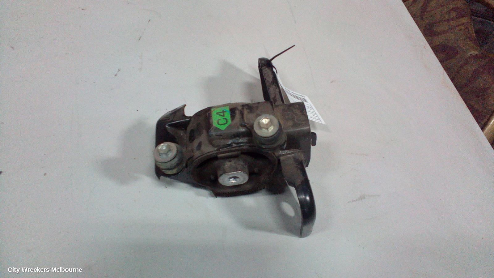 TOYOTA COROLLA MOUNT, ZRE182R 10/2012 - 06/2018 - Image 2