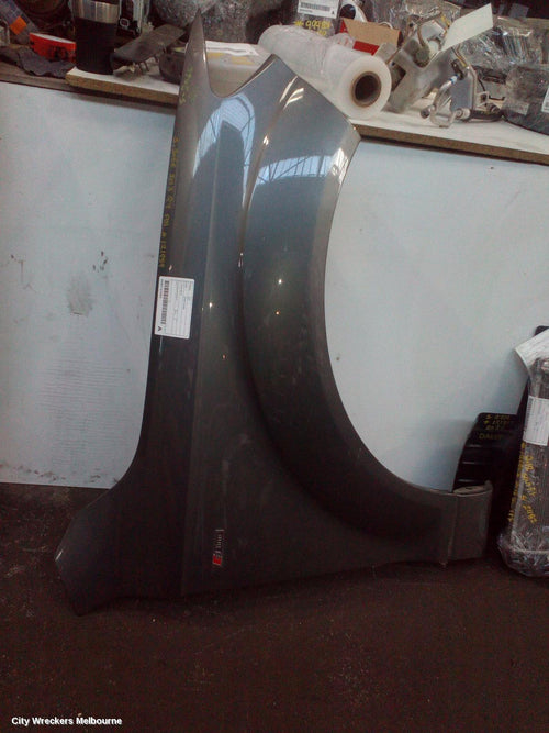 AUDI Q7 RIGHT GUARD, 4L, 09/2006 - 08/2015 - Image 2