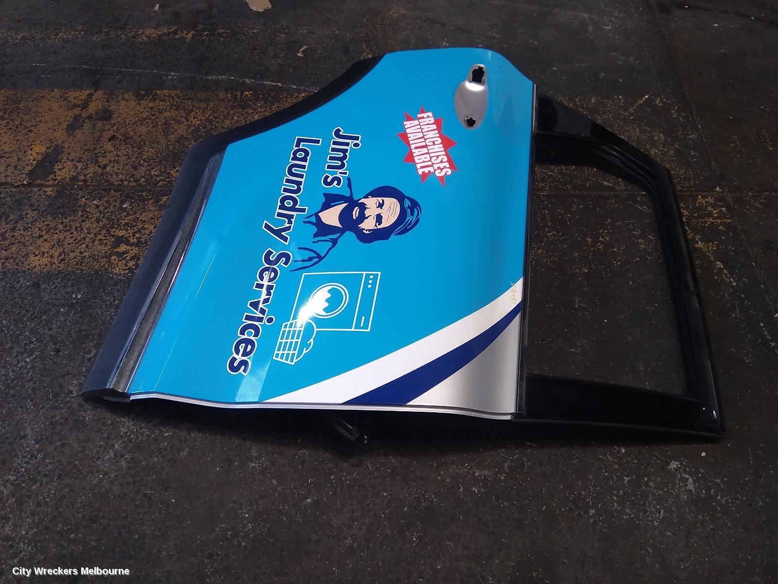 KIA SORENTO RIGHT REAR DOOR, UM, 03/2015 - 02/2020 - Image 3