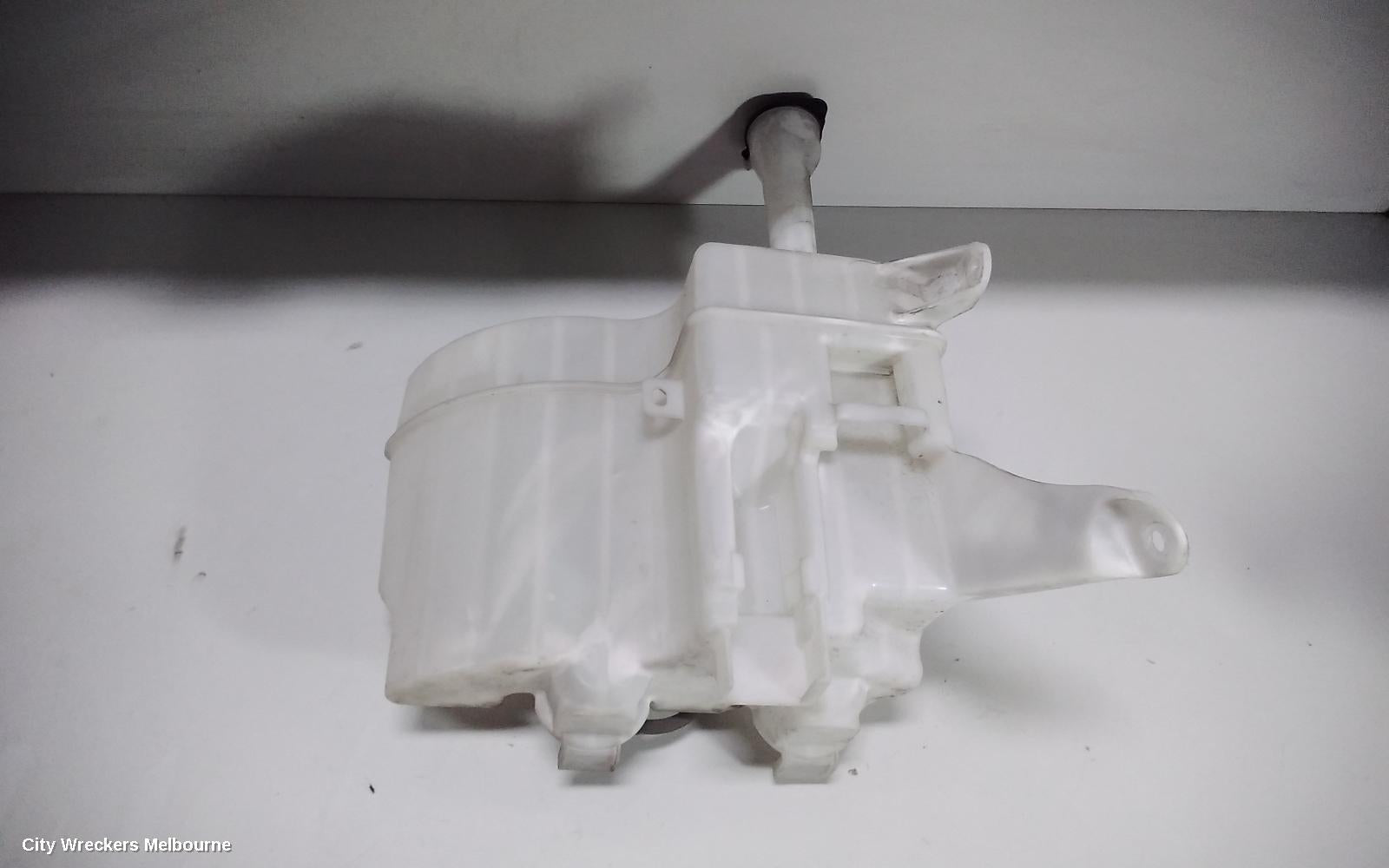 TOYOTA CAMRY WASHER BOTTLE, ASV50/AVV50, 12/2011 - 10/2017 - Image 2