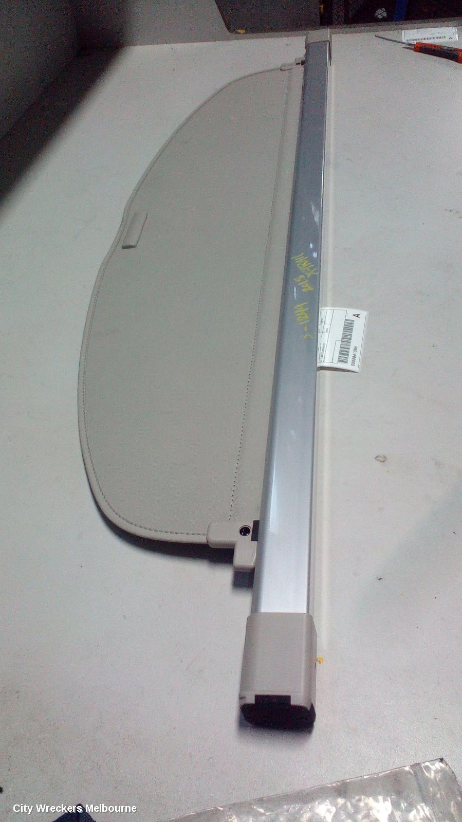 NISSAN XTRAIL PARCEL SHELF CARGO BLIND, CARGO BLIND, CREAM, 5 SEATER TYPE, T32, 02/2014 ONWARDS - Image 2