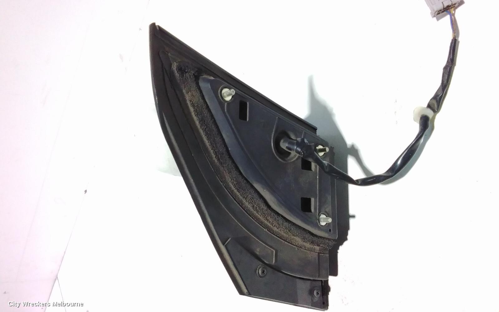 HONDA CIVIC RIGHT DOOR MIRROR, 7TH GEN, HATCH, 3 WIRE TYPE, 11/2000 - 12/2005 - Image 3