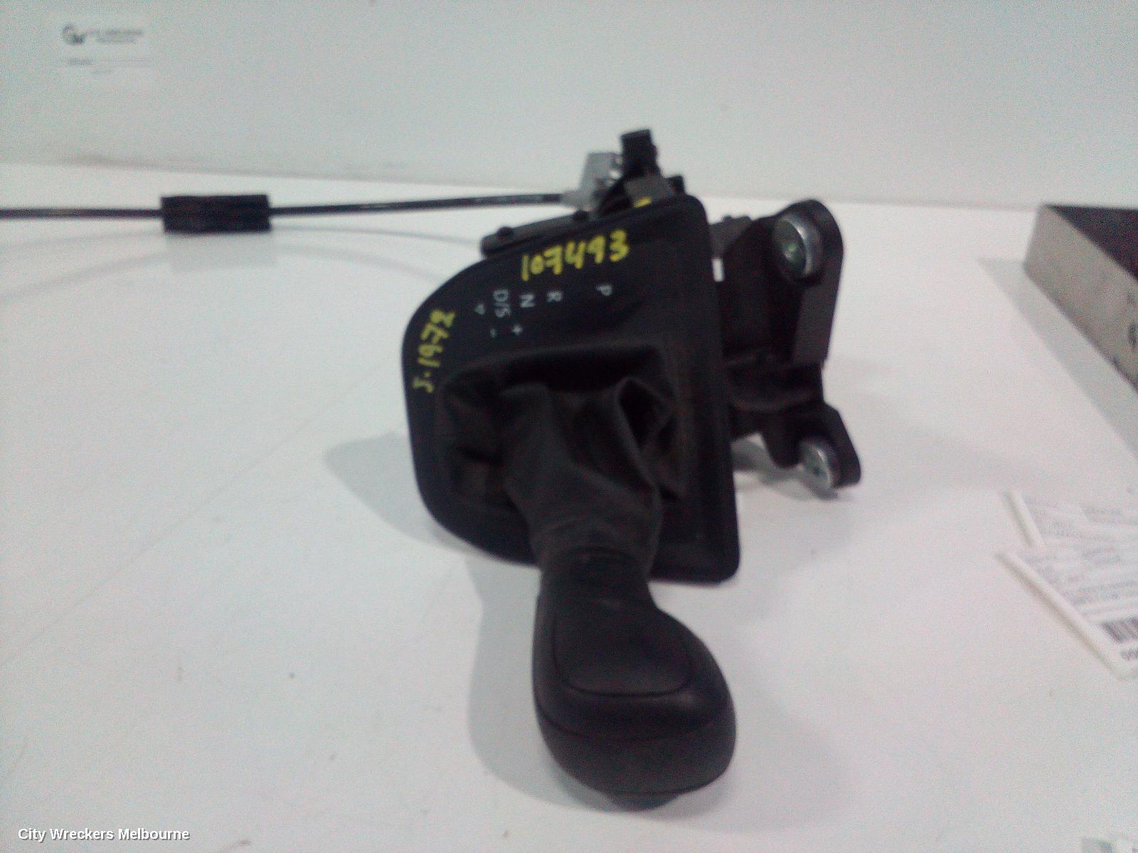 VOLKSWAGEN CRAFTER GEAR STICK/SHIFTER, SY1, 08/2017 ONWARDS - Image 1