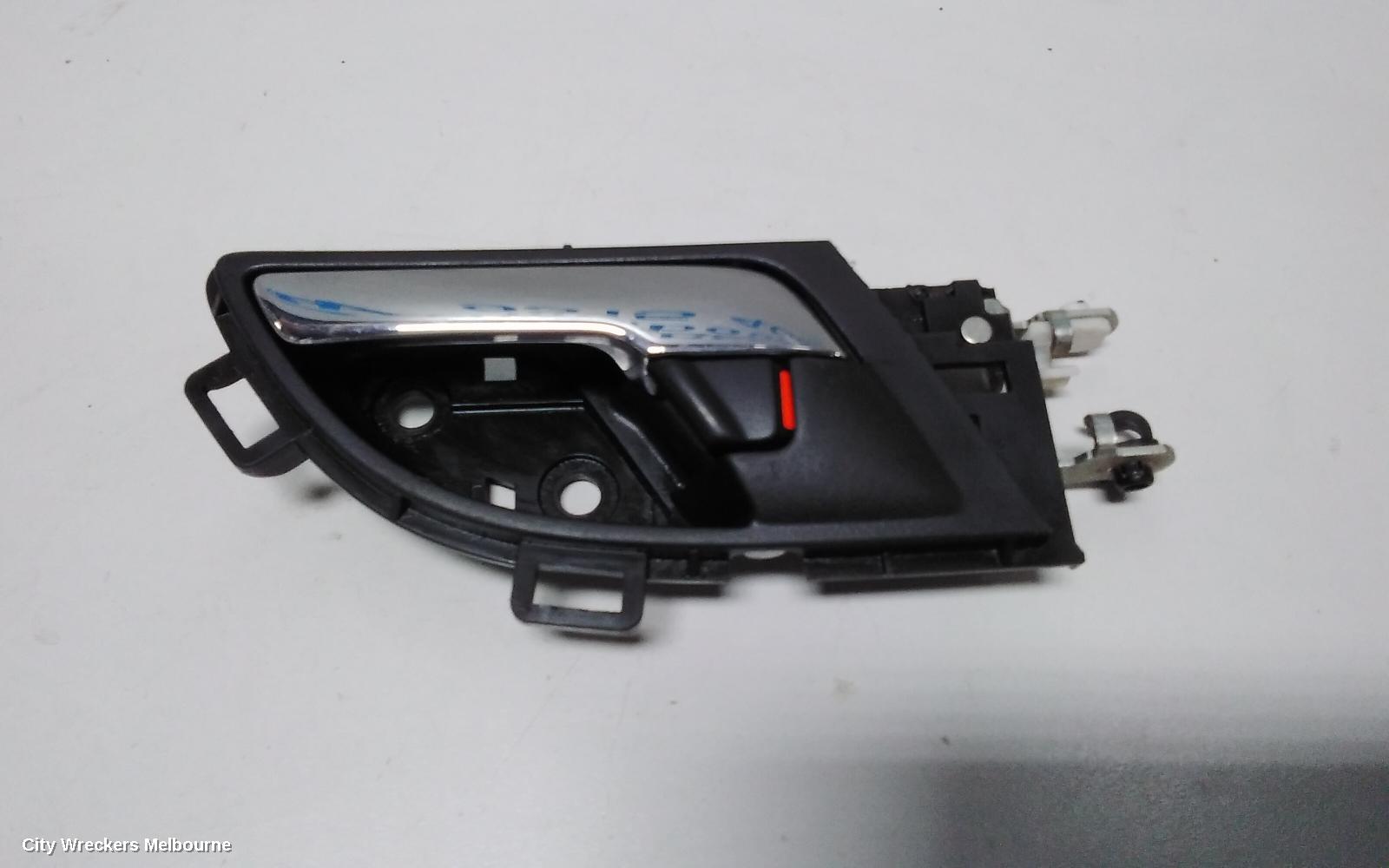 HONDA CRV DOOR HANDLE, INNER, LH REAR, RE, 03/2007 - 10/2012 - Image 3