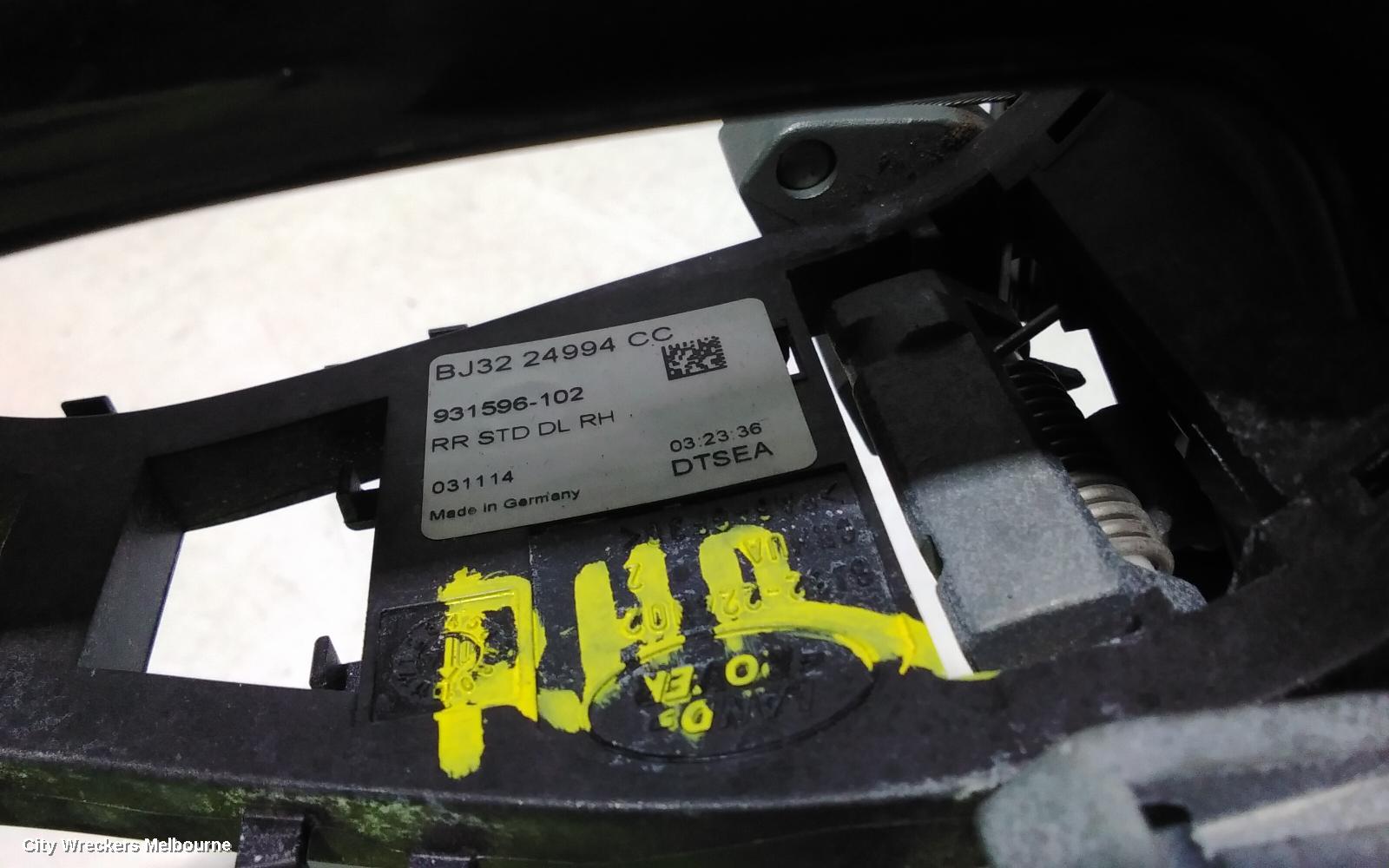 LAND ROVER RANGEROVER EVOQUE DOOR HANDLE, RH REAR, OUTER, COLOUR CODED, W/ KEYLESS START TYPE, L538, 11/2011 - 01/2019 - Image 3