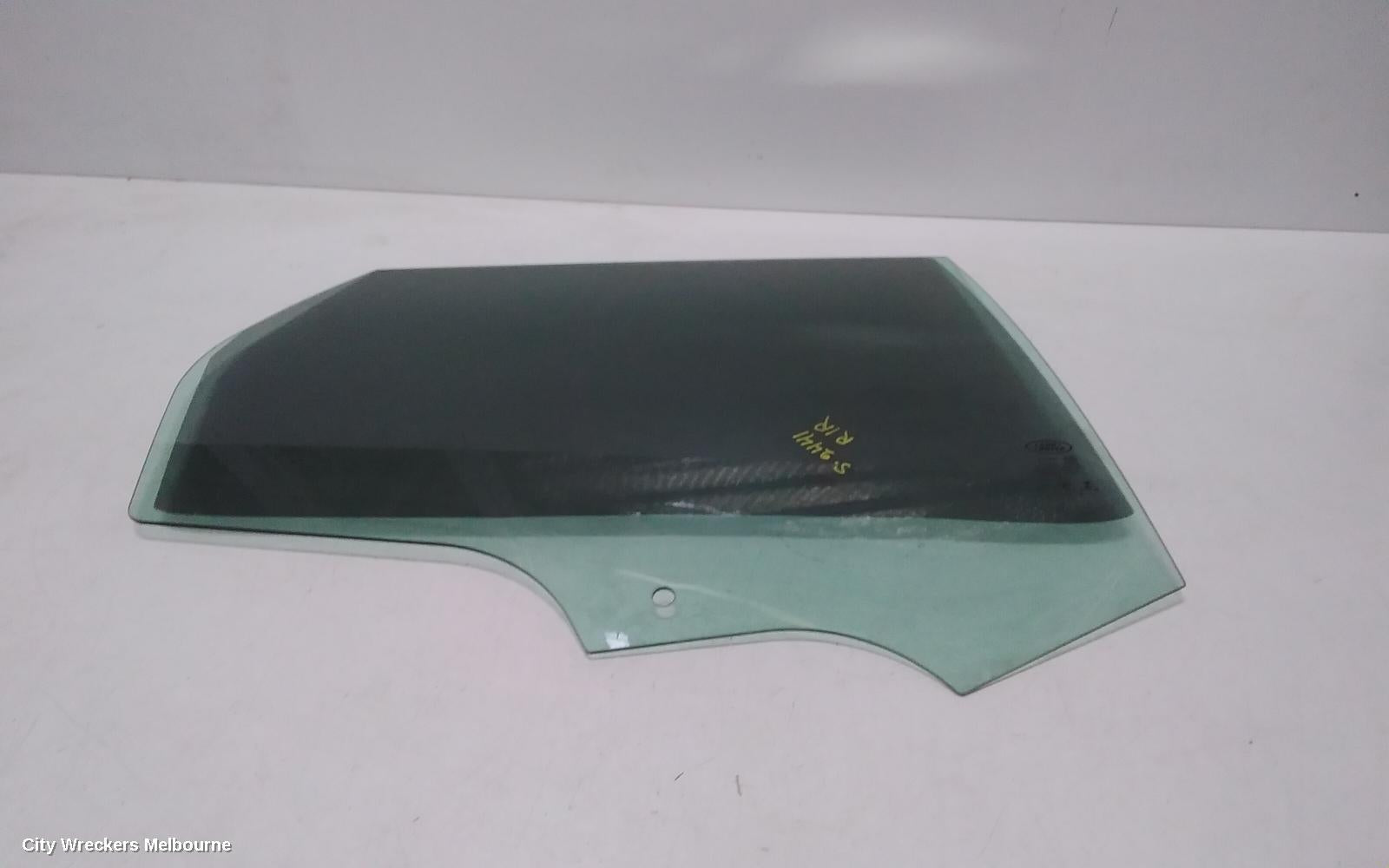 LAND ROVER DISCOVERY SPORT RIGHT REAR DOOR WINDOW, L550, 01/2015 ONWARDS - Image 1