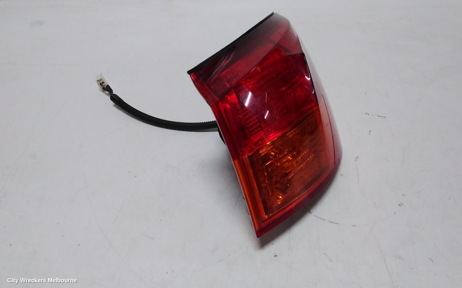 LEXUS IS250/IS250C RIGHT TAILLIGHT, IS250, GSE20R, SEDAN, VERTICAL TYPE, 11/2005 - 09/2008 - Image 3
