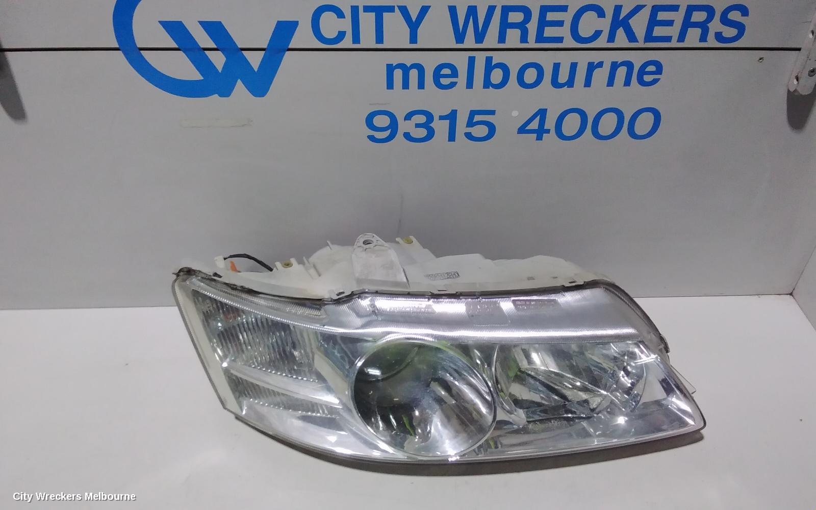 HOLDEN COMMODORE RIGHT HEADLAMP, VY1, BERLINA, 10/2002 - 08/2003 - Image 1