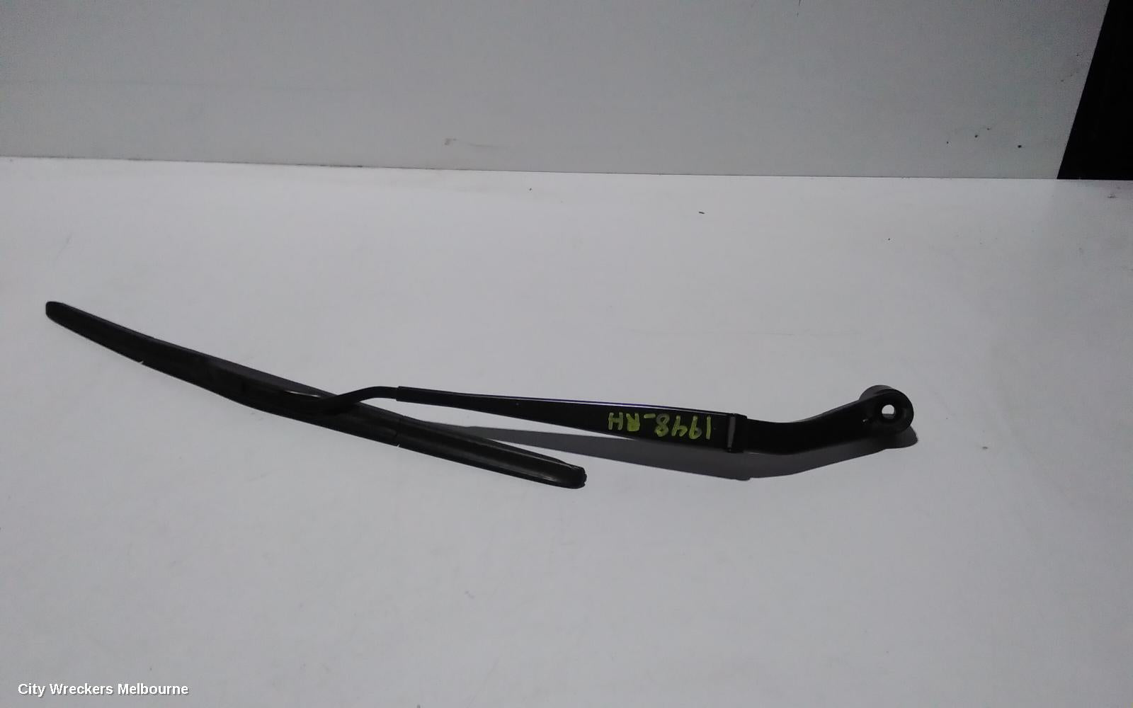 MITSUBISHI TRITON WIPER ARM, FRONT (RH SIDE), MQ, 04/2015 ONWARDS - Image 1