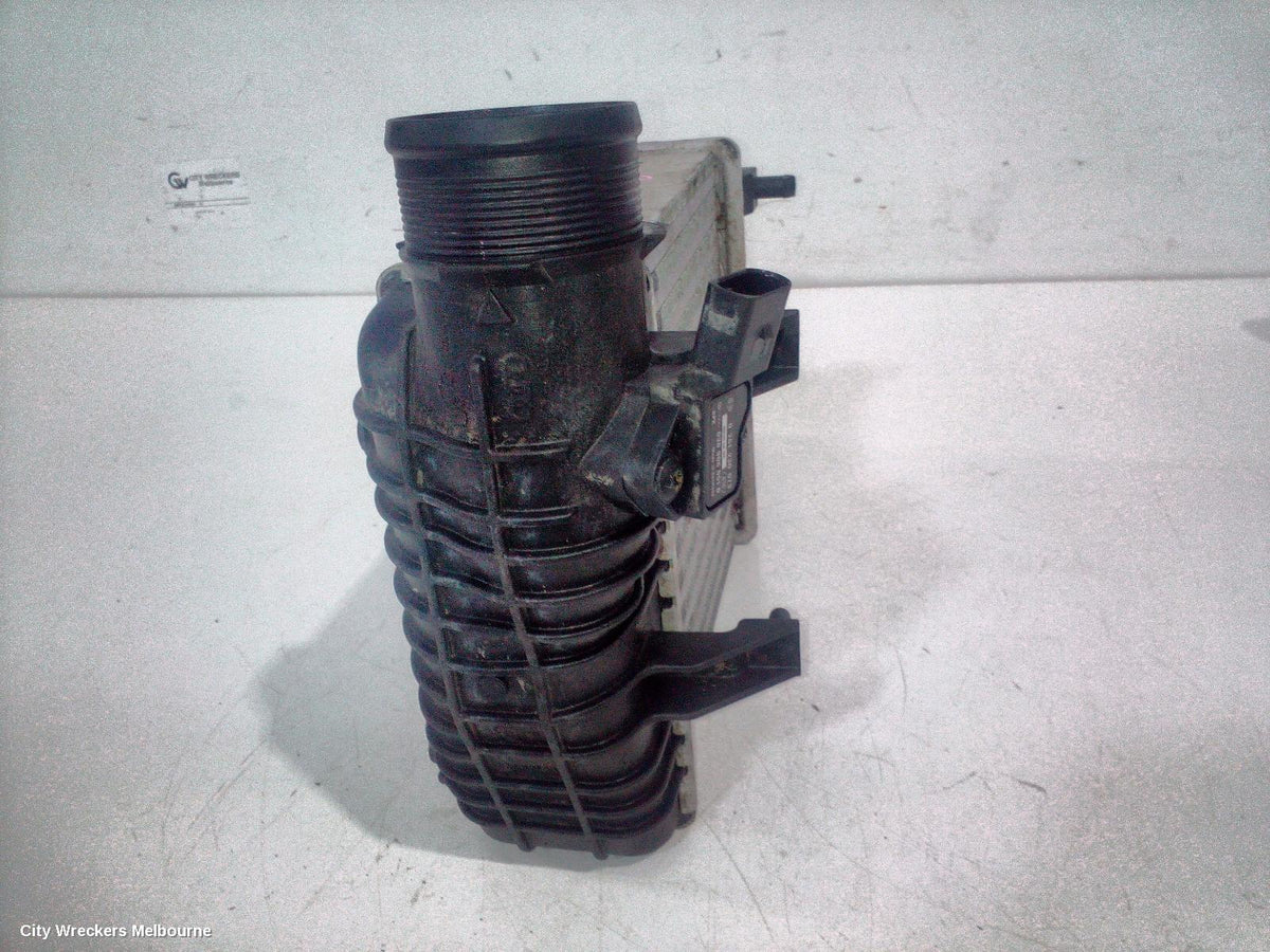 AUDI A6 INTERCOOLER, PETROL, 2.0, BPJ CODE, C6/4F, 09/2006 - 06/2011 - Image 3