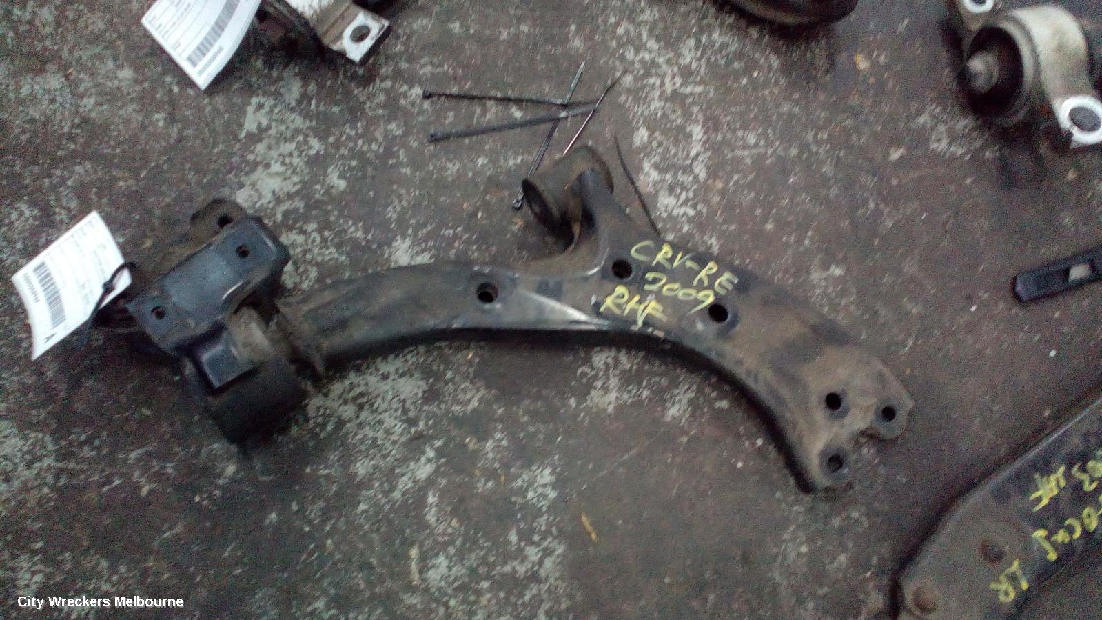 HONDA CRV RIGHT FRONT LOWER CONTROL ARM, RE, 03/2007 - 02/2010 - Image 1