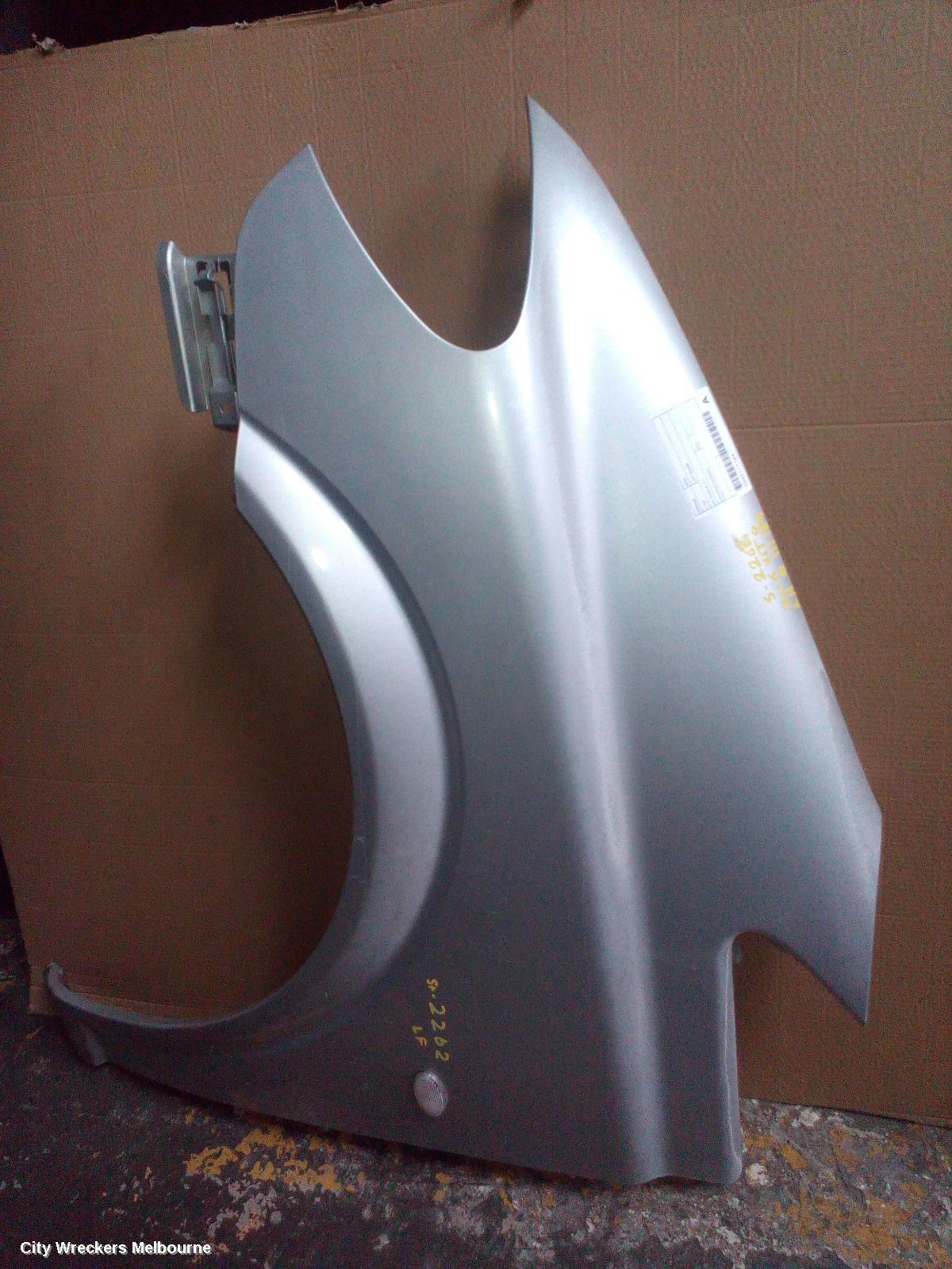 MERCEDES VITO LEFT GUARD, 639, 04/2004 - 01/2011 - Image 2