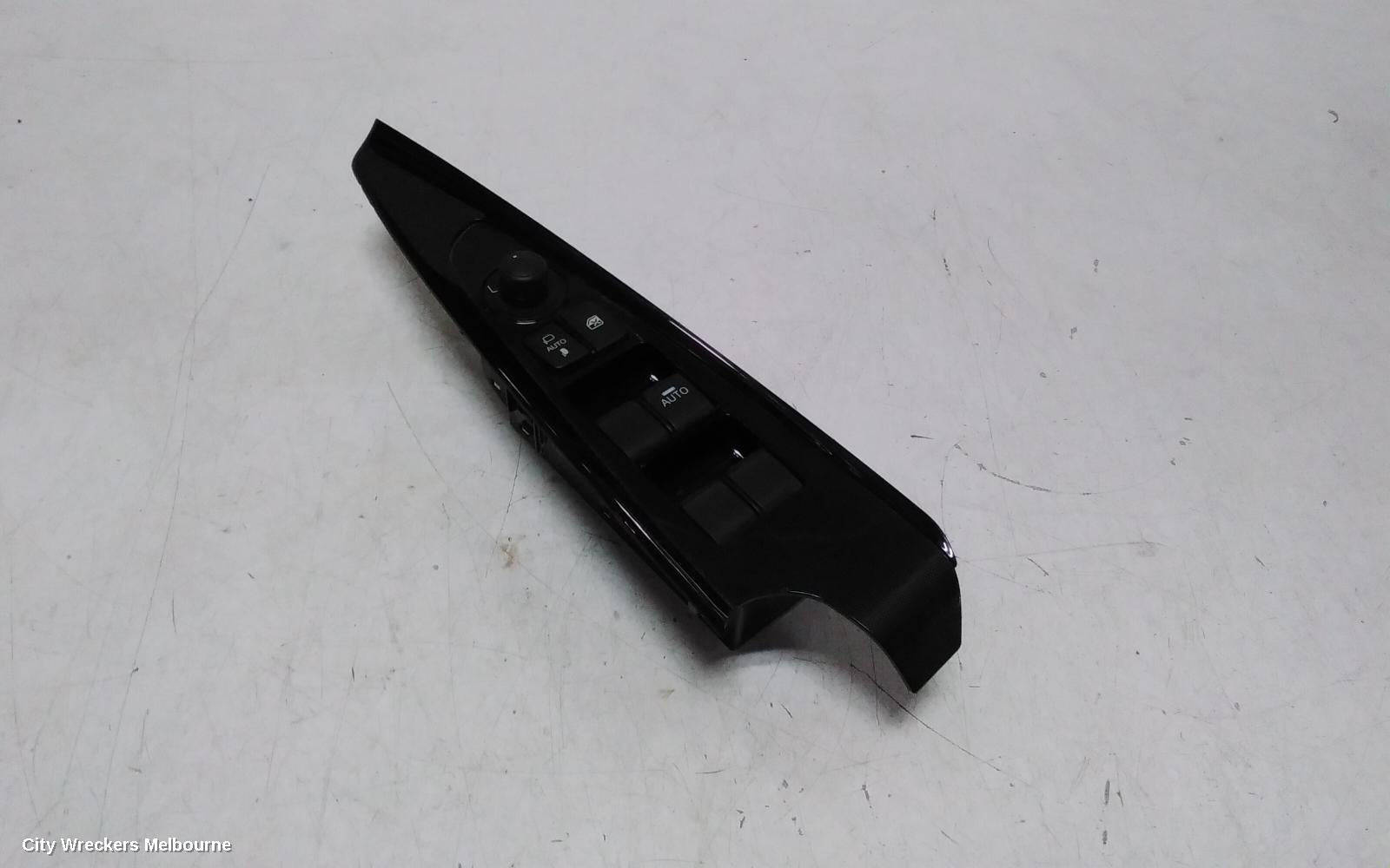 MAZDA 2 PWR DR WIND SWITCH, RH FRONT (MASTER SWITCH), W/ AUTO FOLD TYPE, DJ/DL, 02/2017 ONWARDS - Image 1