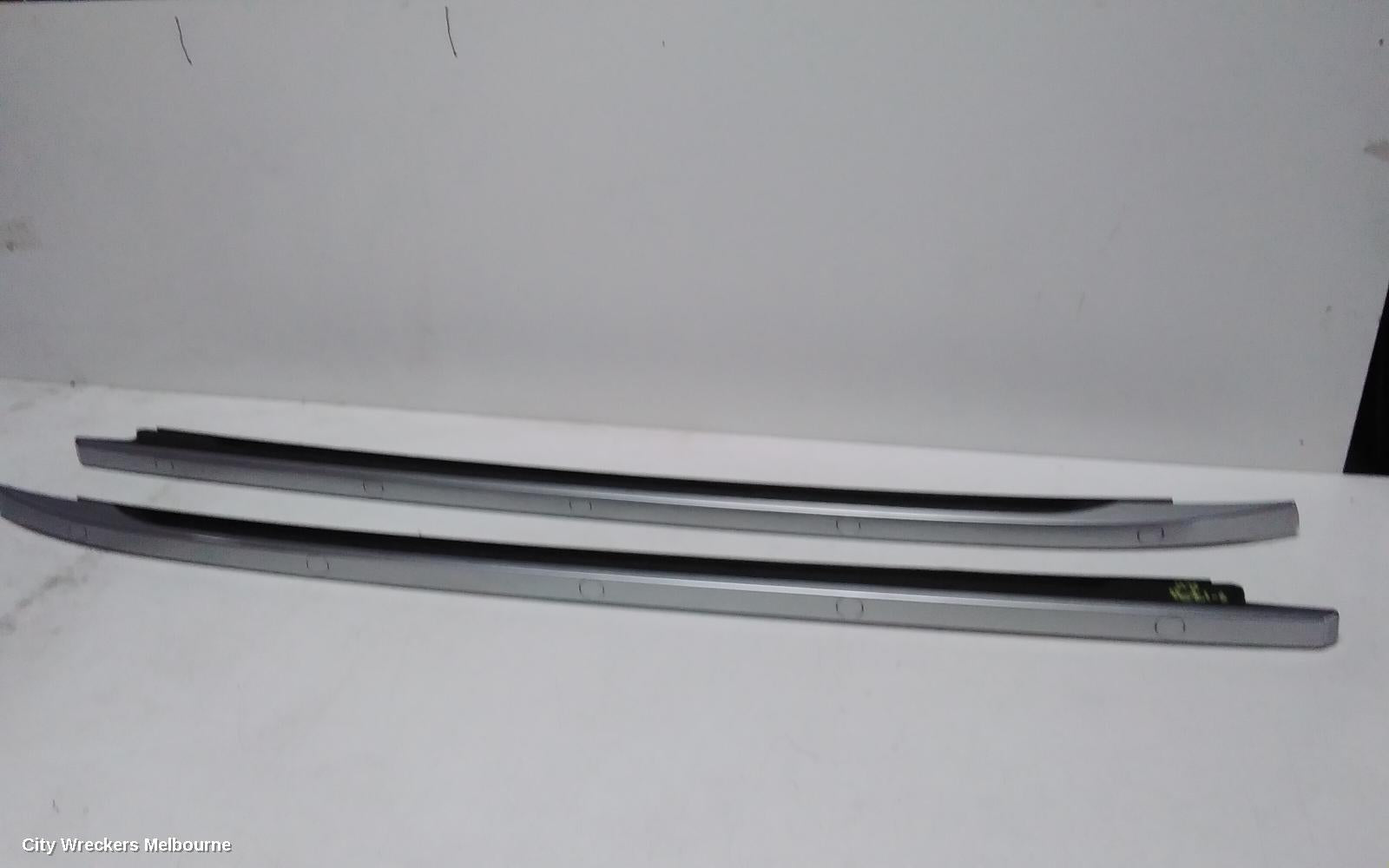 KIA SELTOS ROOF RAIL - Image 2