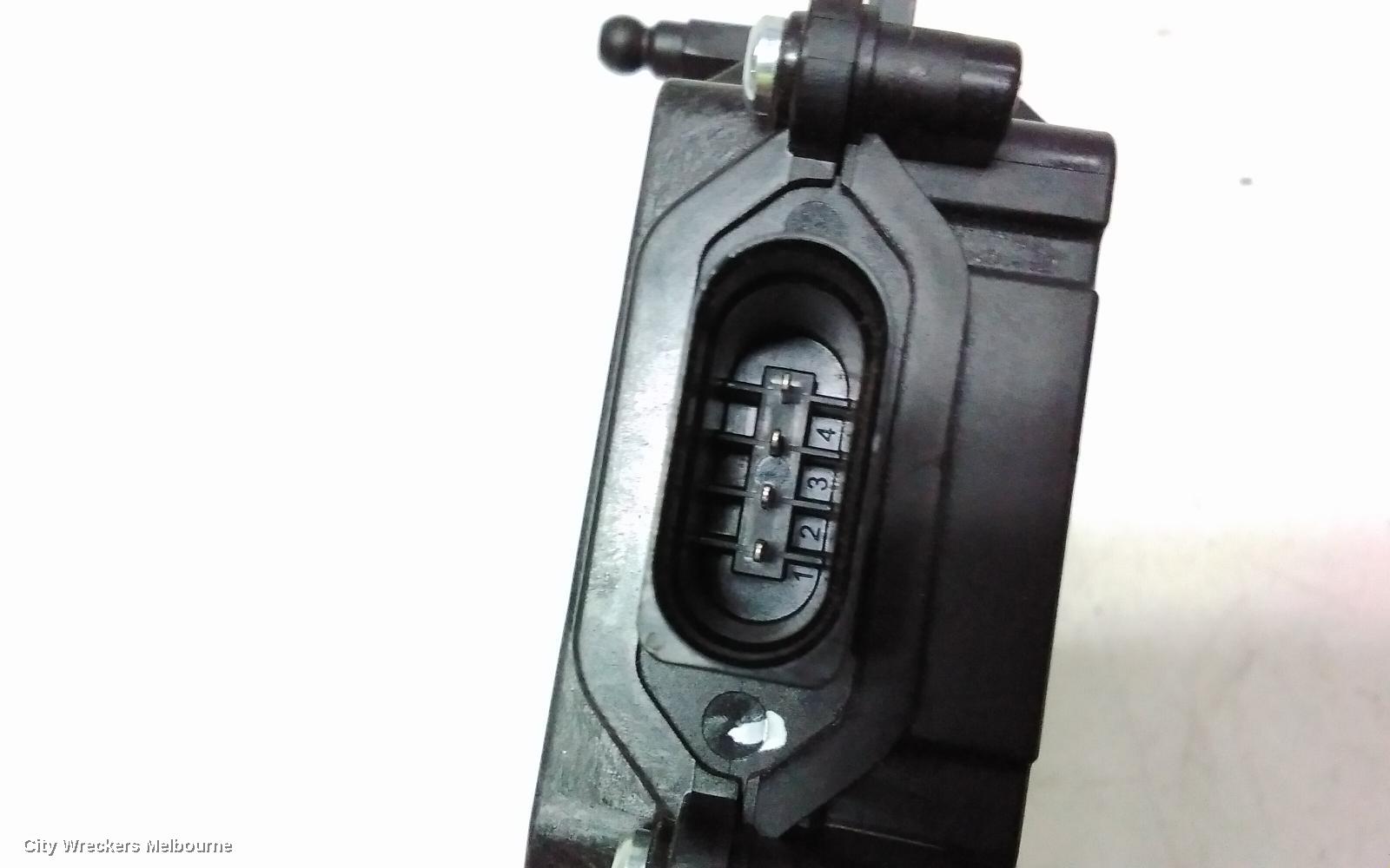 LAND ROVER RANGEROVER SPORT DOOR/BOOT/GATE LOCK, TAILGATE LOCK, L494, 06/2013 - 04/2022 - Image 3