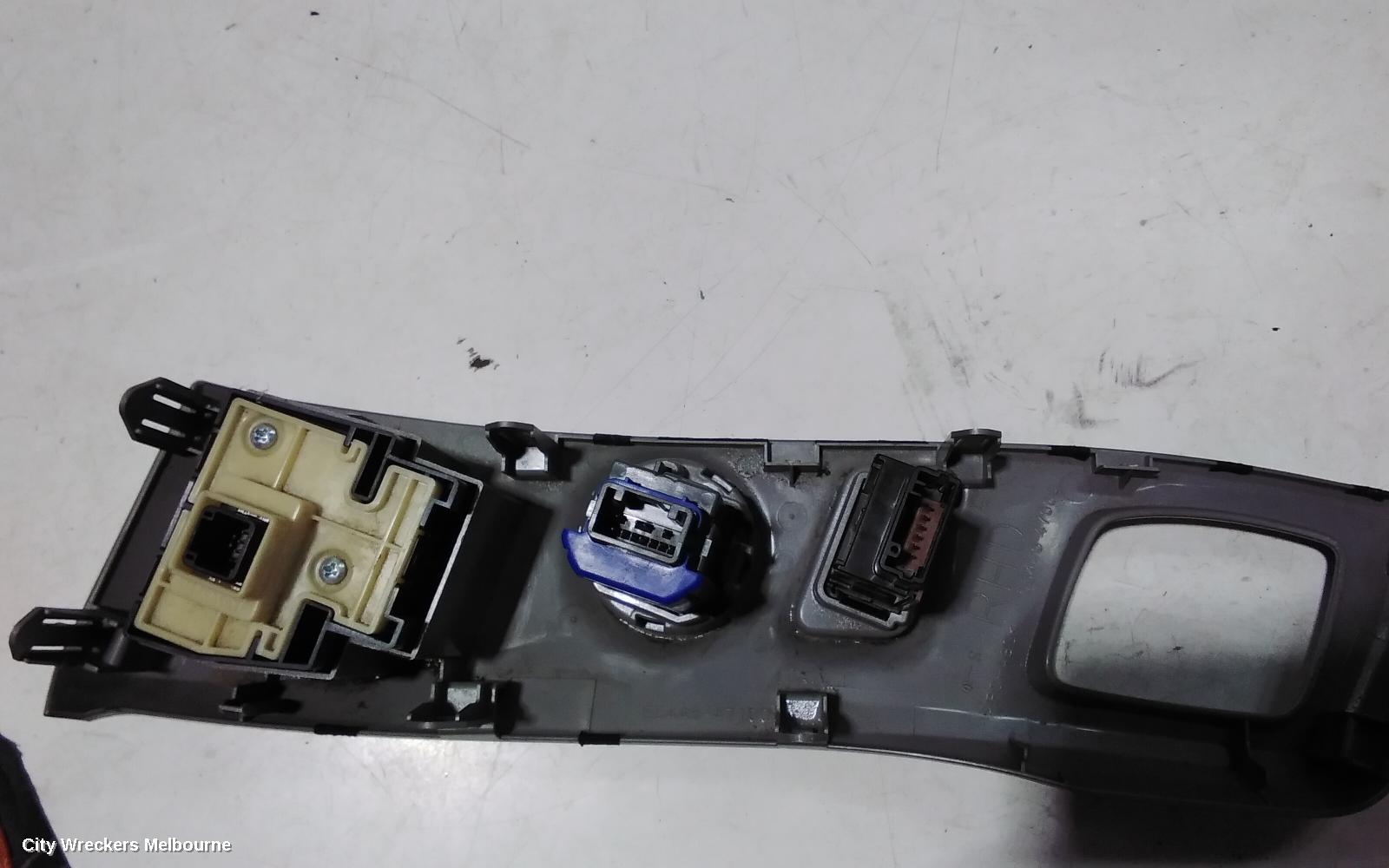 TOYOTA PRIUS, ZVW40R, PRIUS V, 05/2012 - 11/2022, START STOP BUTTON: 99993 - Image 3