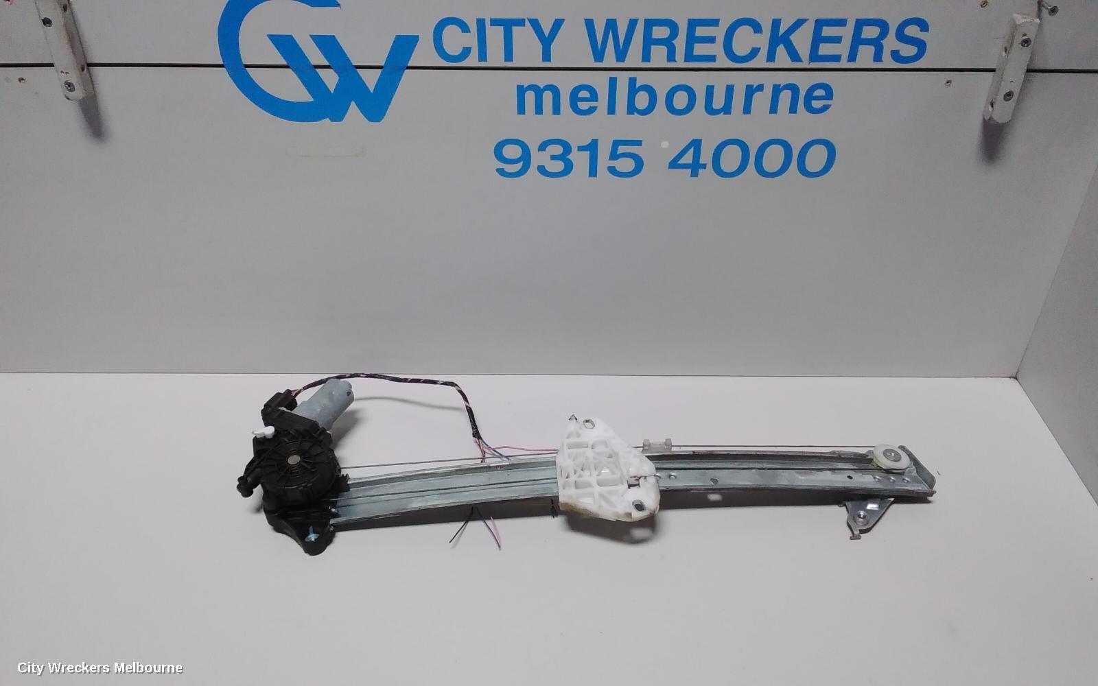 HONDA JAZZ LEFT FRONT WINDOW REG/MOTOR, GK/GF, 07/2014 - 12/2020 - Image 1