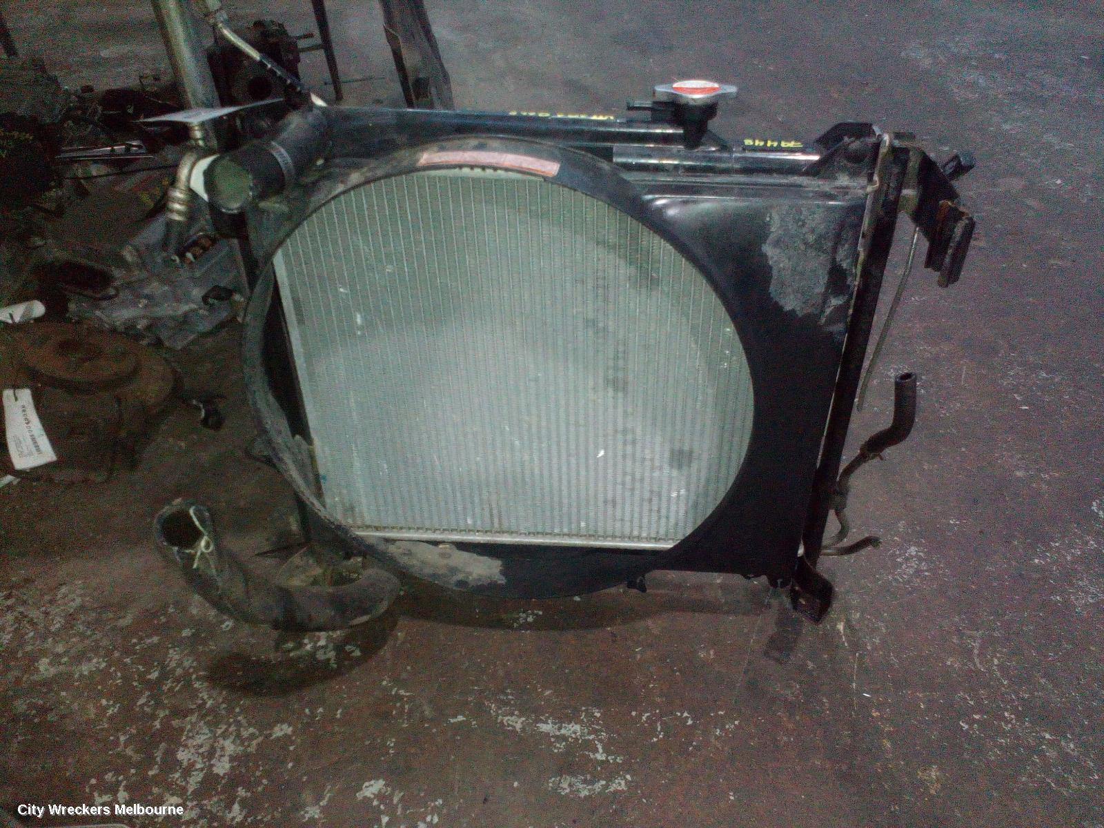 SUZUKI VITARA RADIATOR, MANUAL, 2.0, J20A, PETROL, GRAND VITARA, 04/1998 - 07/2005 - Image 1