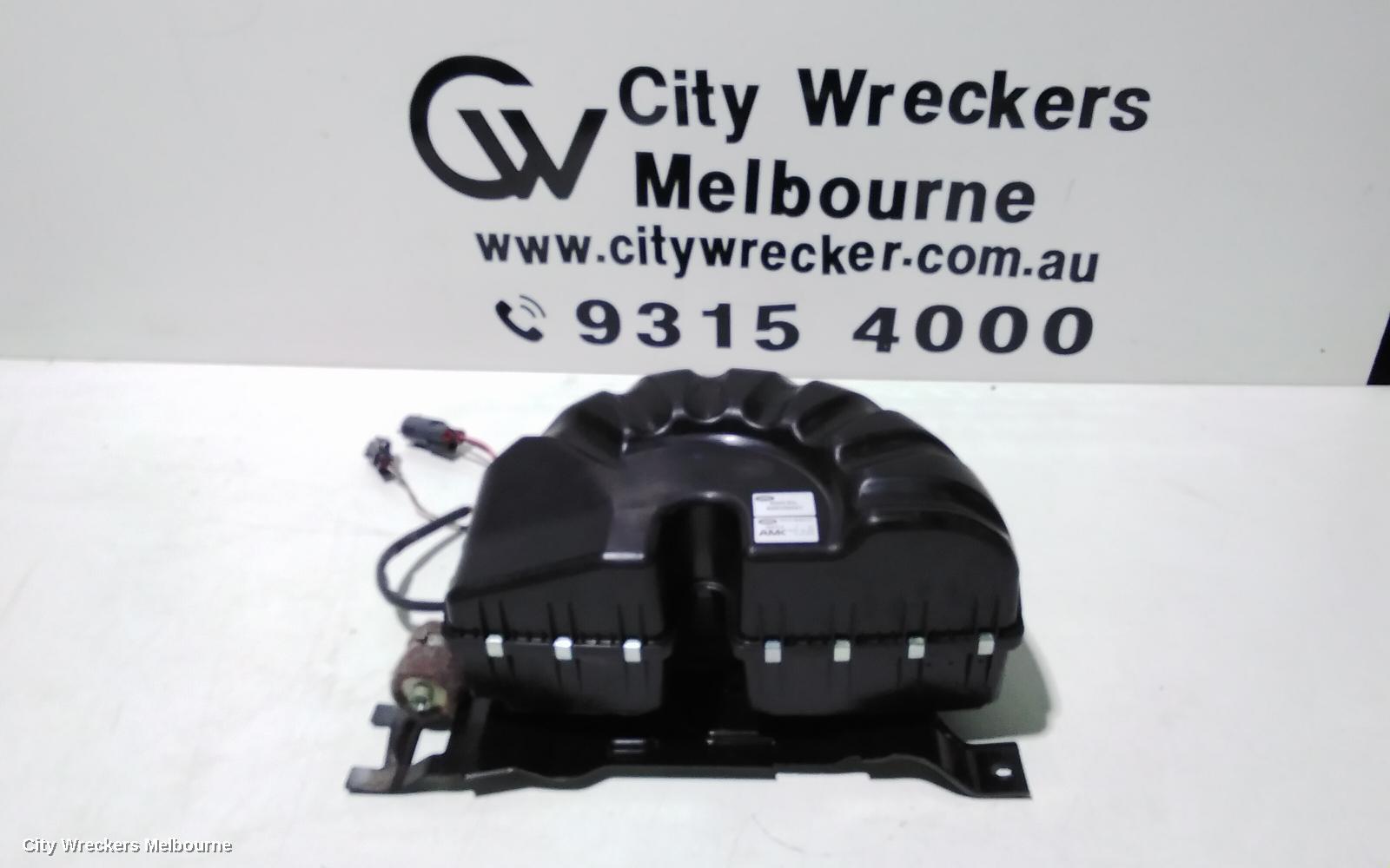 LAND ROVER RANGEROVER SPORT AIR RIDE COMPRESSOR, AIR COMPRESSOR, L494, 12/2013 - 05/2018 - Image 2