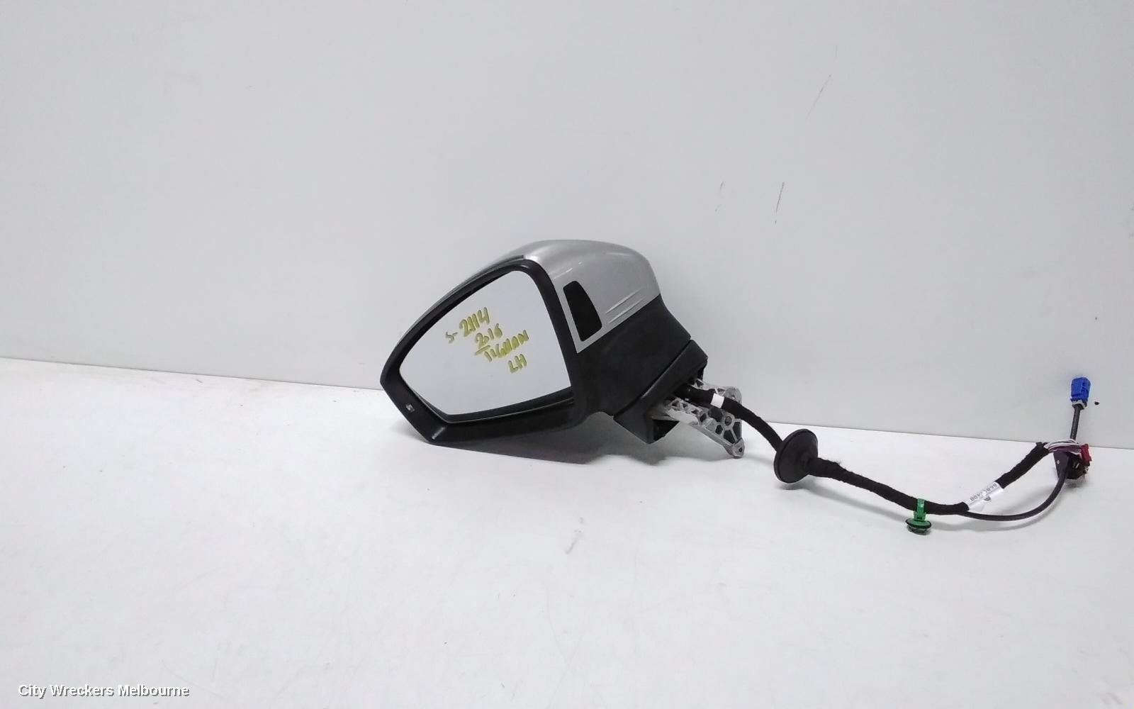 VOLKSWAGEN TIGUAN LEFT DOOR MIRROR, 5NA, POWER FOLD, W/ SIDE ASSIST & CAMERA TYPE (6XQ/KA6), 06/2016 - 02/2021 - Image 1