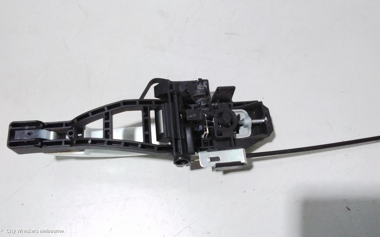 FORD KUGA DOOR HANDLE, OUTER, RH FRONT/LH FRONT, NON PUSH BUTTON START TYPE, TF, 11/2012 - 09/2016 - Image 3