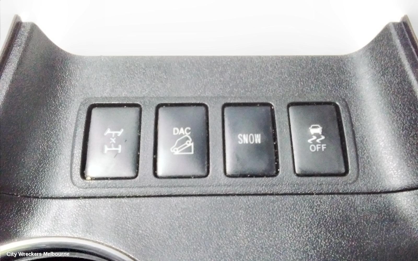 TOYOTA KLUGER GEAR STICK/SHIFTER, XU50 SERIES, 03/2014 - 02/2021 - Image 3