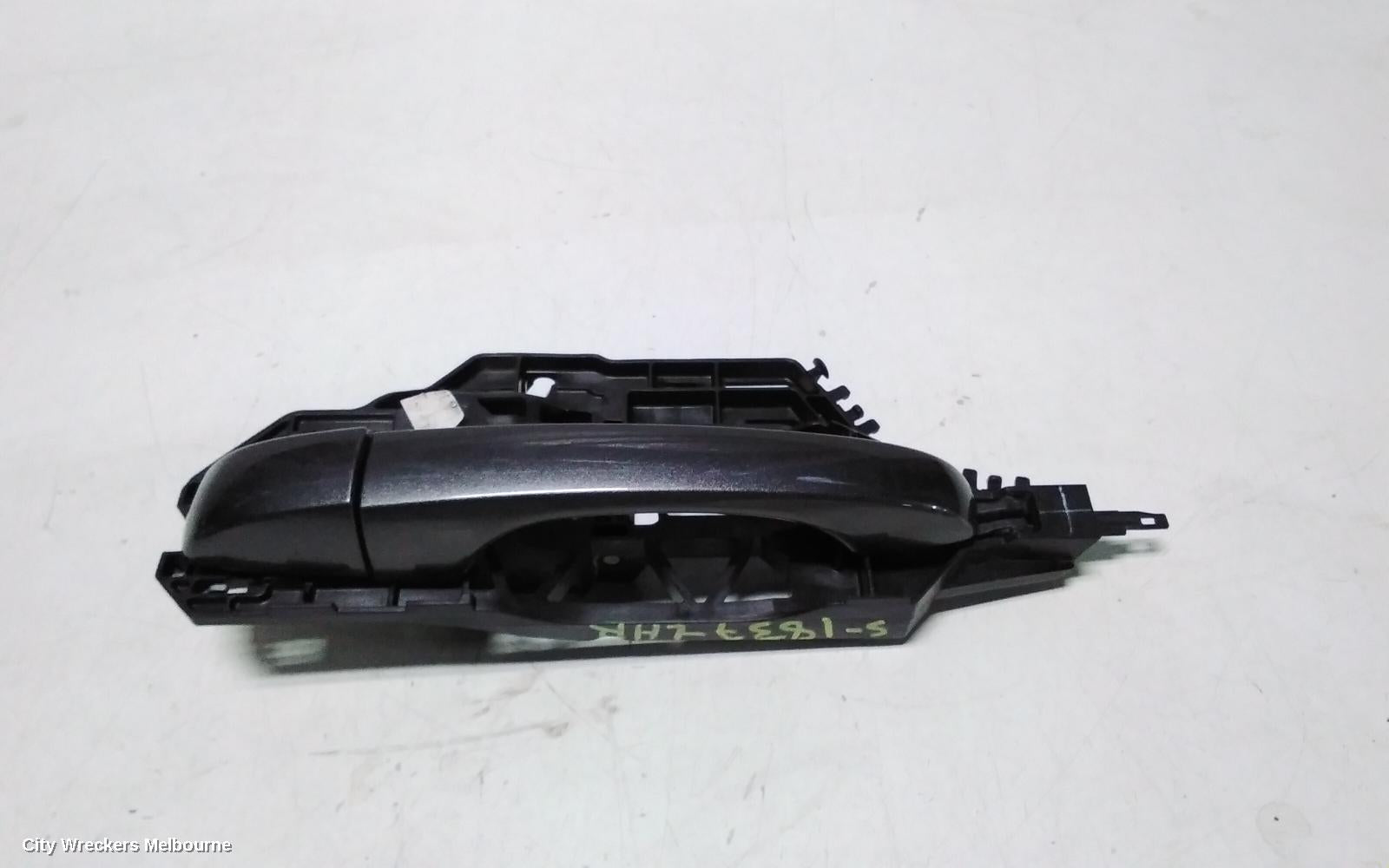 CHRYSLER 300C DOOR HANDLE, OUTER, LH REAR, LX2, 12/2011 - 12/2014 - Image 2