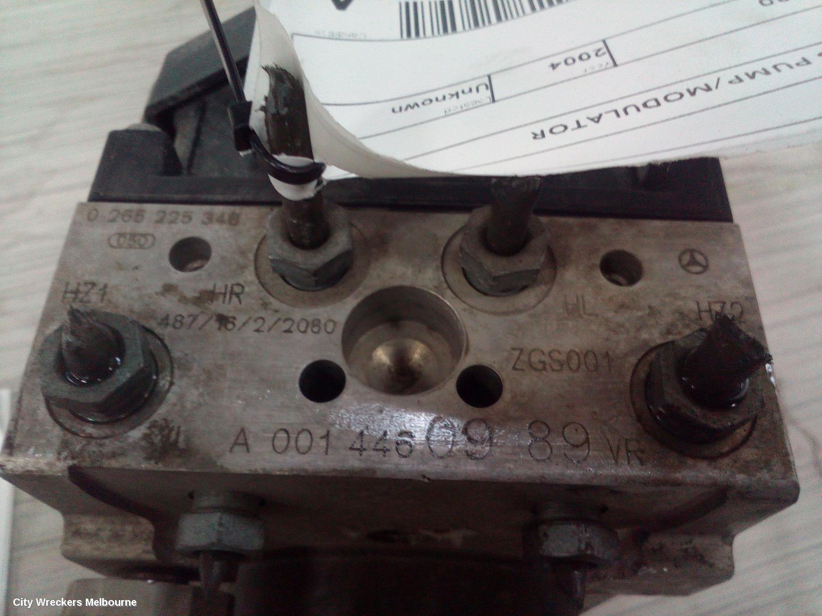MERCEDES VITO ABS PUMP/MODULATOR, 639, 04/2004 - 11/2005 - Image 2