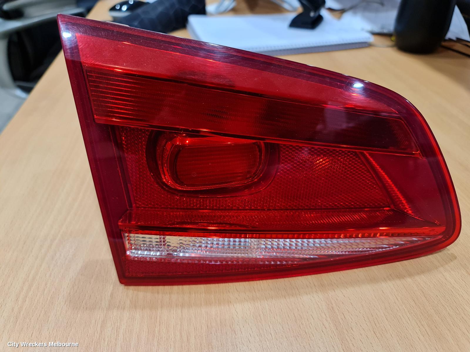 VOLKSWAGEN PASSAT REAR GARNISH, TAILGATE LAMP (LH SIDE), NON LED TYPE, 3C/MK6 B7, WAGON, 09/2010 - 05/2015 - Image 2