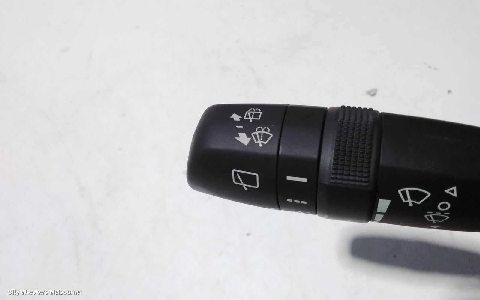 TOYOTA HIACE COMBINATION SWITCH, WIPER SWITCH, 300 SERIES, 04/2019 ONWARDS - Image 3