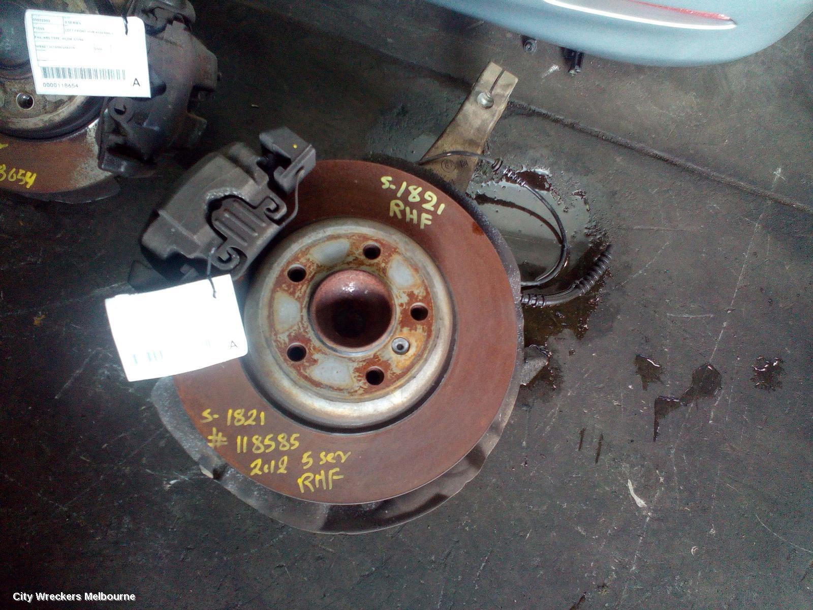 BMW 5 SERIES RIGHT FRONT HUB ASSEMBLY, F10/F11, SEDAN/WAGON, 02/2010 - 10/2017 - Image 2