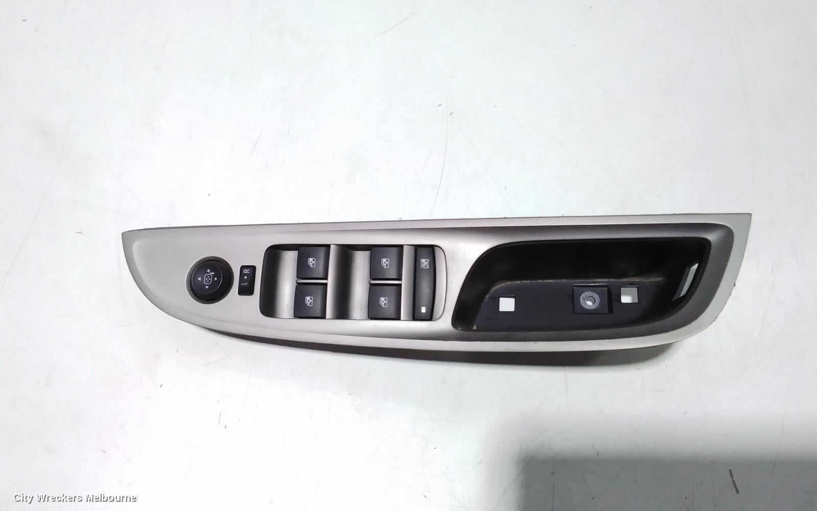HOLDEN COMMODORE PWR DR WIND SWITCH, RH FRONT (MASTER SWITCH), VF, BLACK, 4 SWITCH TYPE, 05/2013 - 12/2017 - Image 2