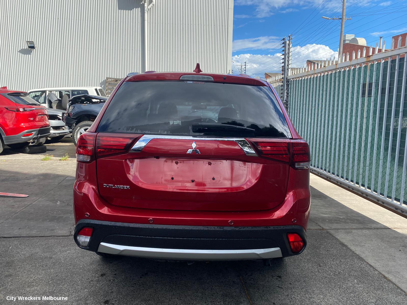 MITSUBISHI OUTLANDER LEFT FRONT DOOR WINDOW, ZJ-ZL, 10/2012 ONWARDS - Image 2