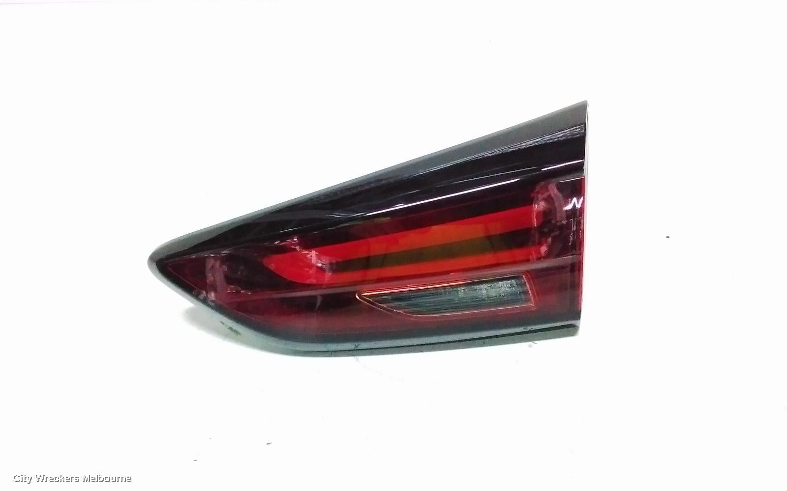 MAZDA CX3 REAR GARNISH, TAILGATE LAMP (RH SIDE), NON LED TYPE, DK, 03/2015 ONWARDS - Image 1