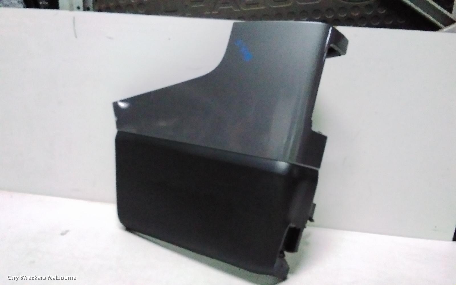 RENAULT TRAFIC REAR BUMPER, BUMPER BAR (LH SIDE), COLOUR CODED, X82, 01/2015 ONWARDS - Image 3