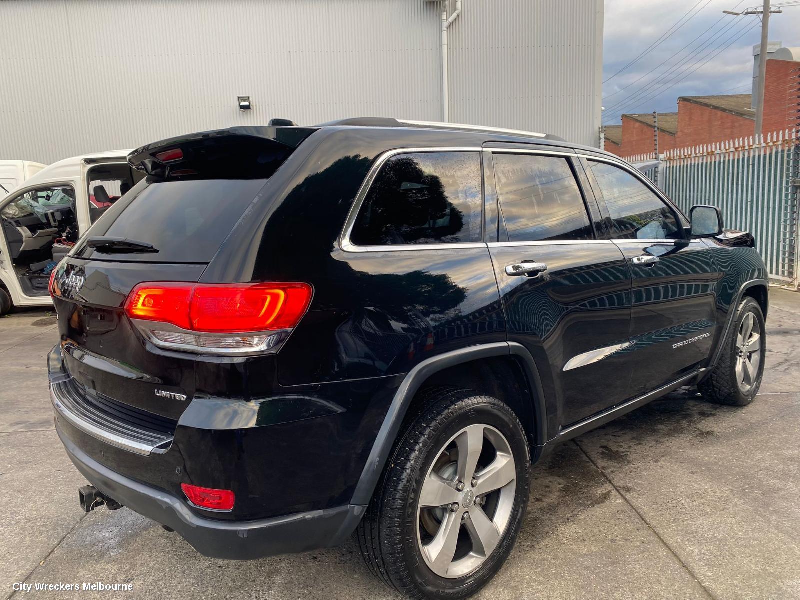 JEEP GRANDCHEROKEE RIGHT FRONT DOOR, WK, NON MOULD TYPE, 10/2010 - 02/2022 - Image 3
