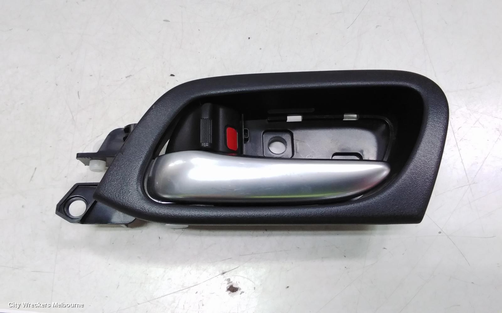 HONDA CIVIC DOOR HANDLE, 9TH GEN 02/2012 - 05/2016 - Image 2