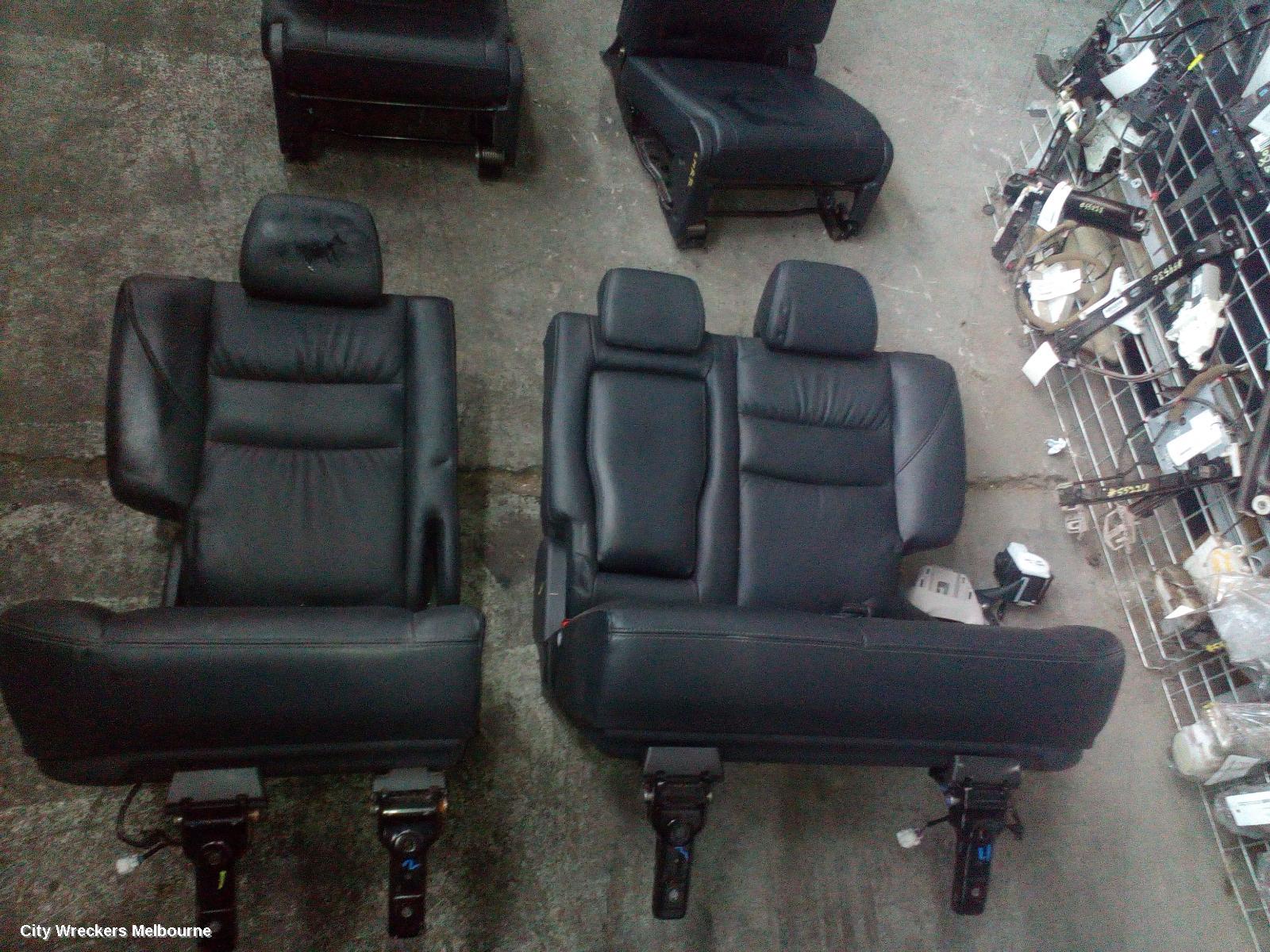 MITSUBISHI PAJERO COMPLETE INTERIOR, PAJERO SPORT, QE, LEATHER, 10/2015 - 10/2019 - Image 3